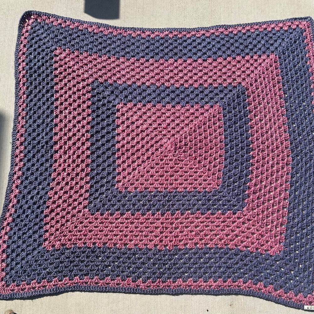 Handmade by Munozia@live.com Crochet Throw Blanket 60"x50"